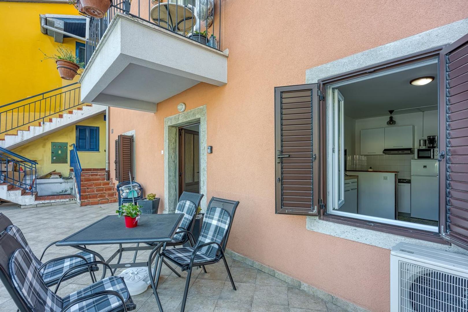 Riva 1001 Apartment